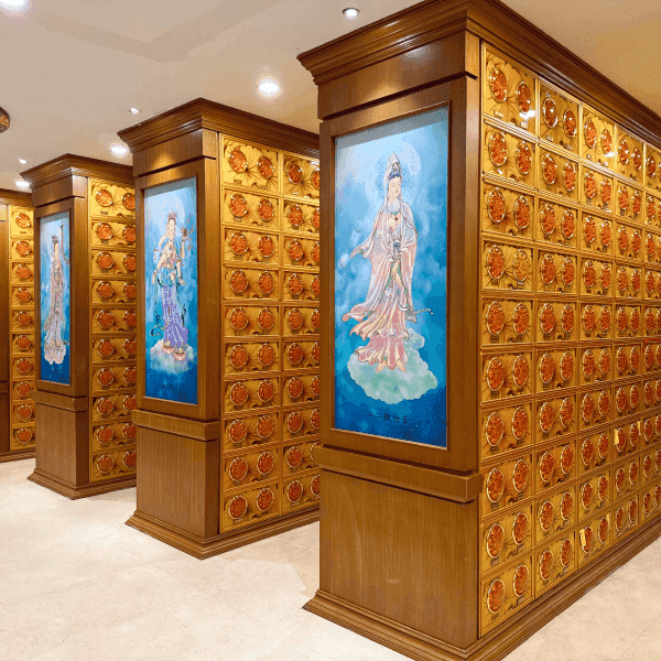 玉佛寺寝宫壁葬