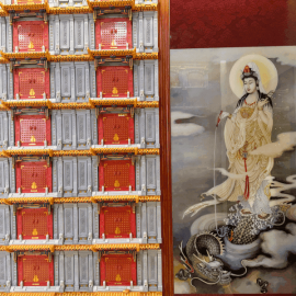 玉佛寺寝宫壁葬